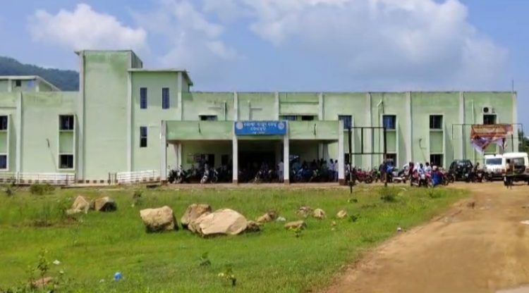 ପିସାଚ ସାଜିଲା ବାପ ୧୪ ମାସ ପୁଅକୁ ପାଣିରେ ବୁଡ଼ାଇ ହତ୍ୟା ଓ ଝିଅର ତଣ୍ଟି କାଟି ହତ୍ୟା ଉଦ୍ୟମ