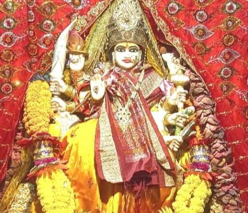 ମାଁ ଦୁର୍ଗାଙ୍କ ନବରାତ୍ରୀ ପୂଜାର ଆଜି ଅଷ୍ଟମ ଦିନରେ ମହାଗୌରୀ ବେଶ