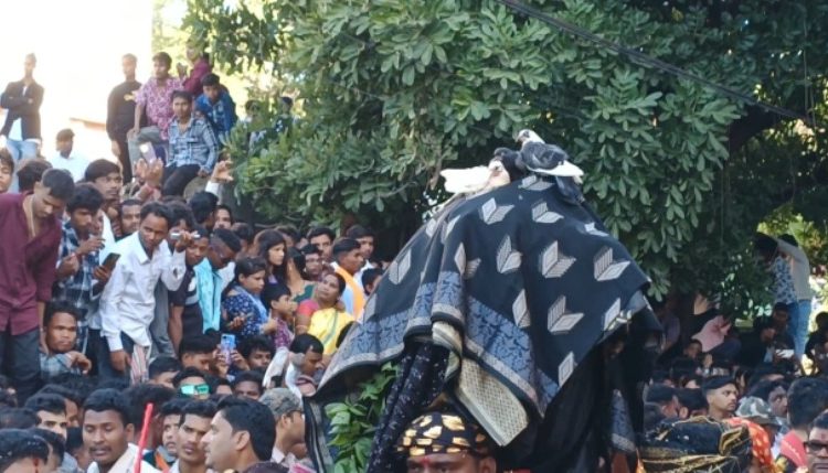 ମାଁ ମାଣିକେଶ୍ୱରୀଙ୍କ ବିଶ୍ୱ ପ୍ରସିଦ୍ଧ ଛତର ଯାତ୍ରାରେ ଲକ୍ଷାଧିକ ଭକ୍ତଙ୍କ ଗହଳି