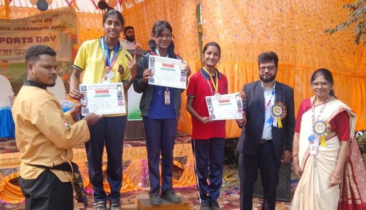 ୩ୟ ବାର୍ଷିକ କ୍ରୀଡା ଦିବସ ୨୦୨୫-୨୬ ଅତି ଧୁମ୍ ଧାମରେ ପାଳିତ